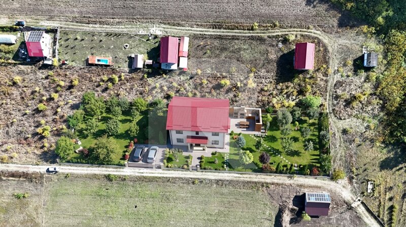 Refugiu la marginea padurii — 2822 mp de liniste in Cocani.